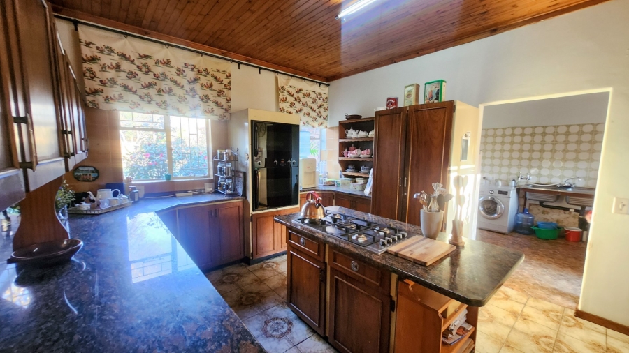 4 Bedroom Property for Sale in Wilkoppies North West
